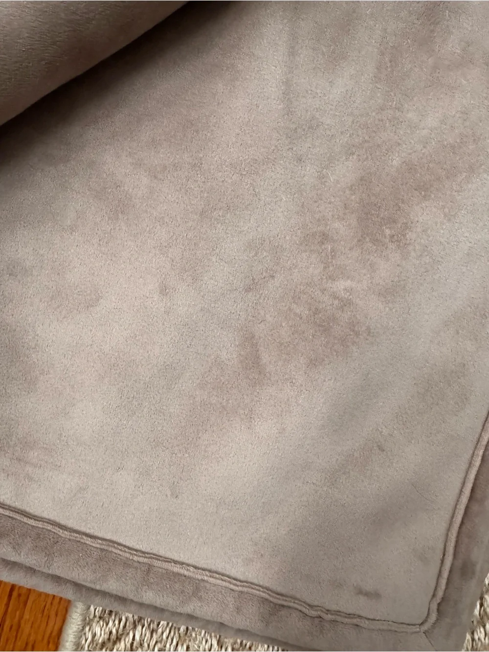 Pottery barn faux fur and microsuede throw, like new, 50x60